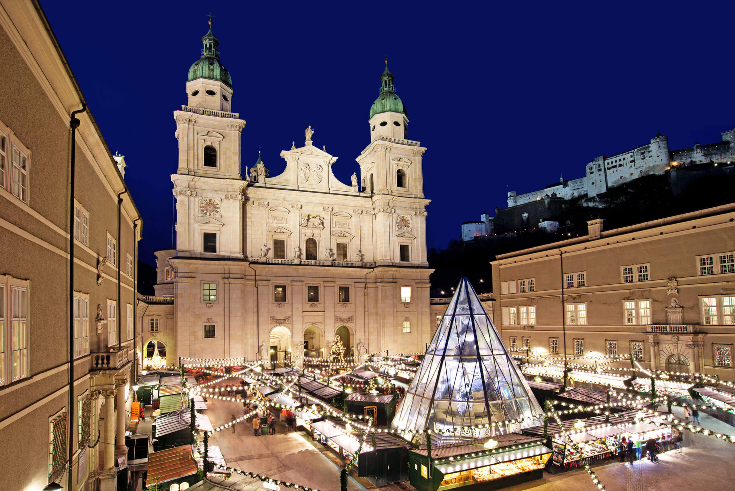 Christkindlmarkt at Salzburg Cathedral – festive, traditional, enchanting.