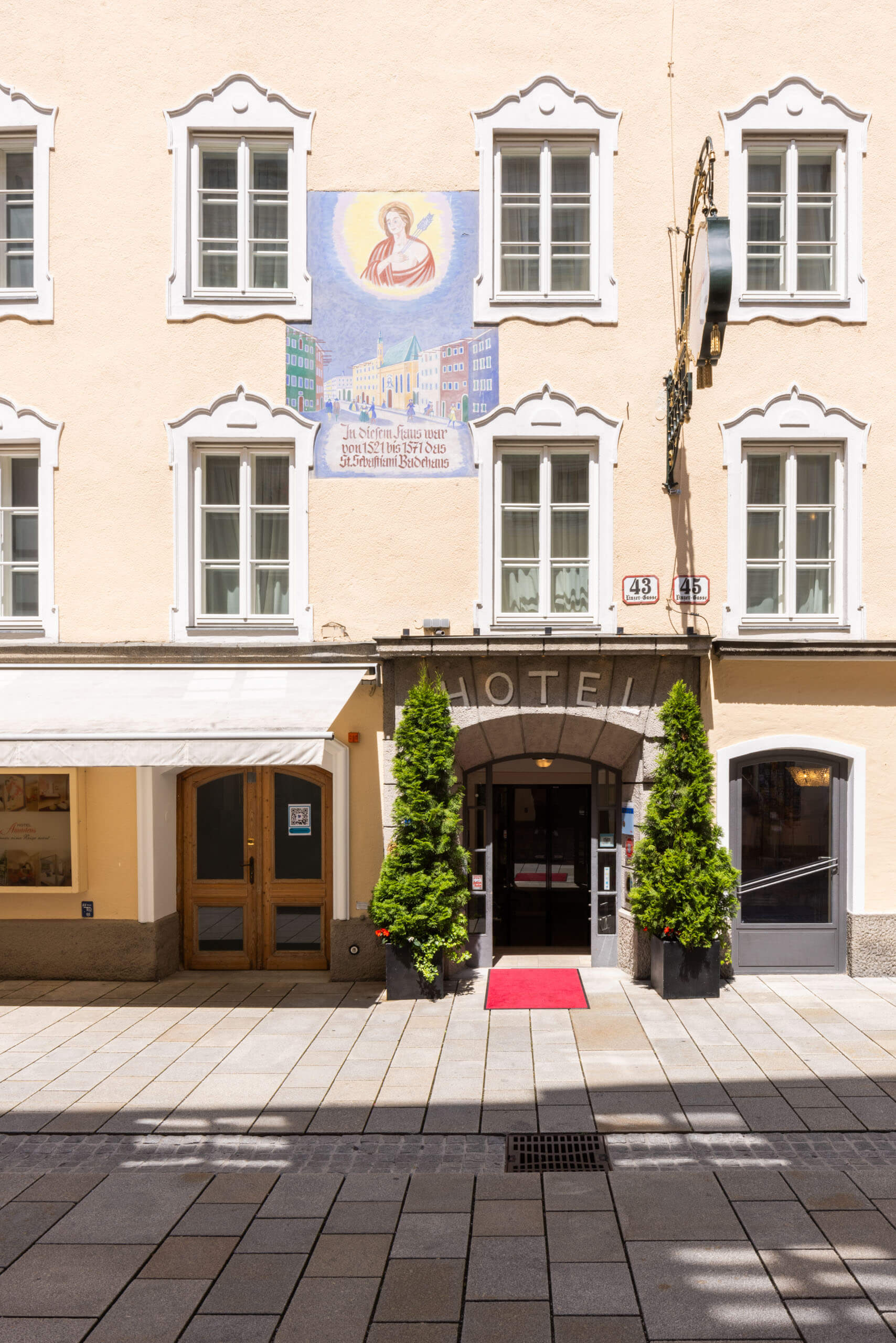 Herzlich willkommen im zentral gelegenen Boutiquehotel Amadeus.