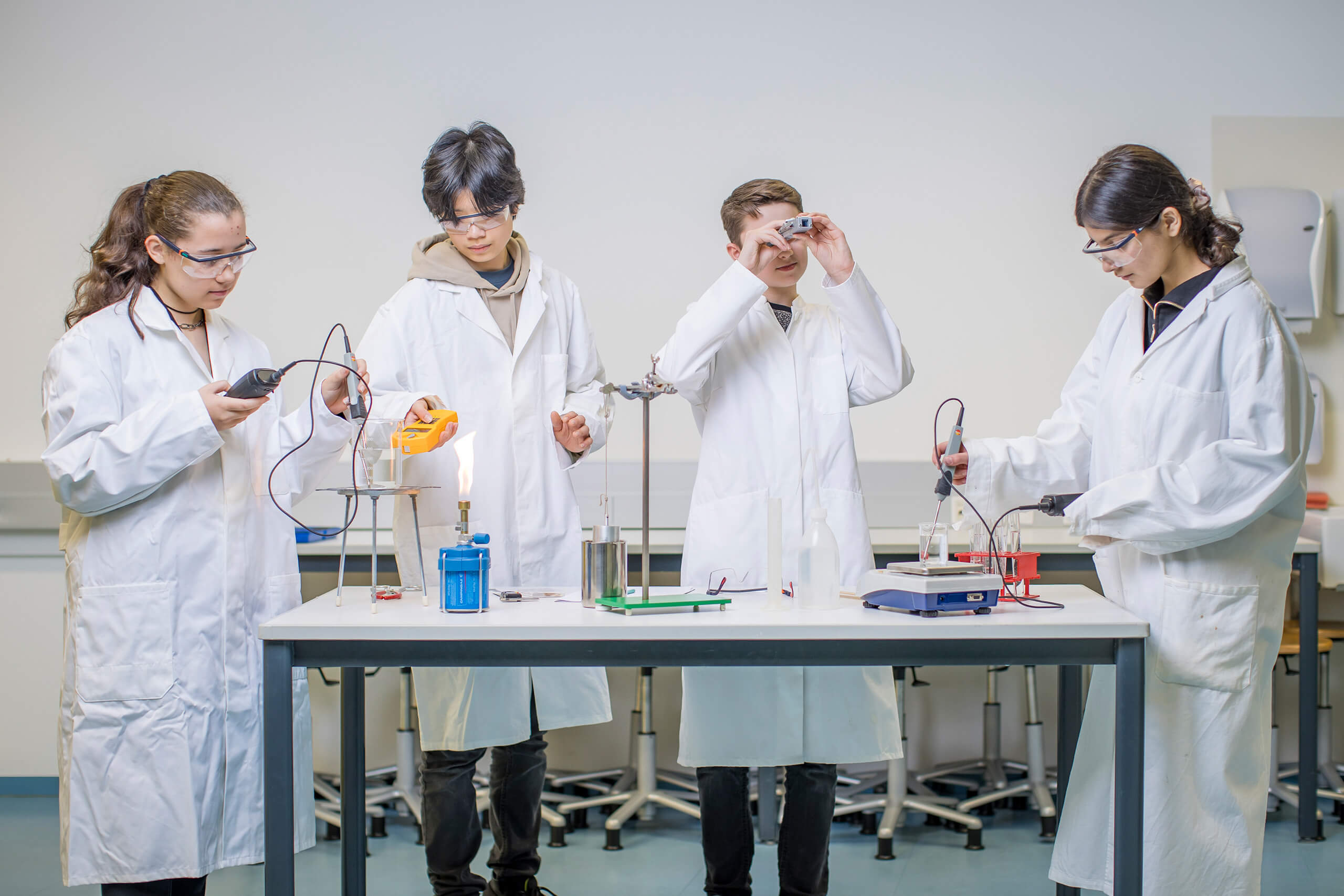 Laboratorio alla Haus der Natur – esplorazione interattiva per bambini.